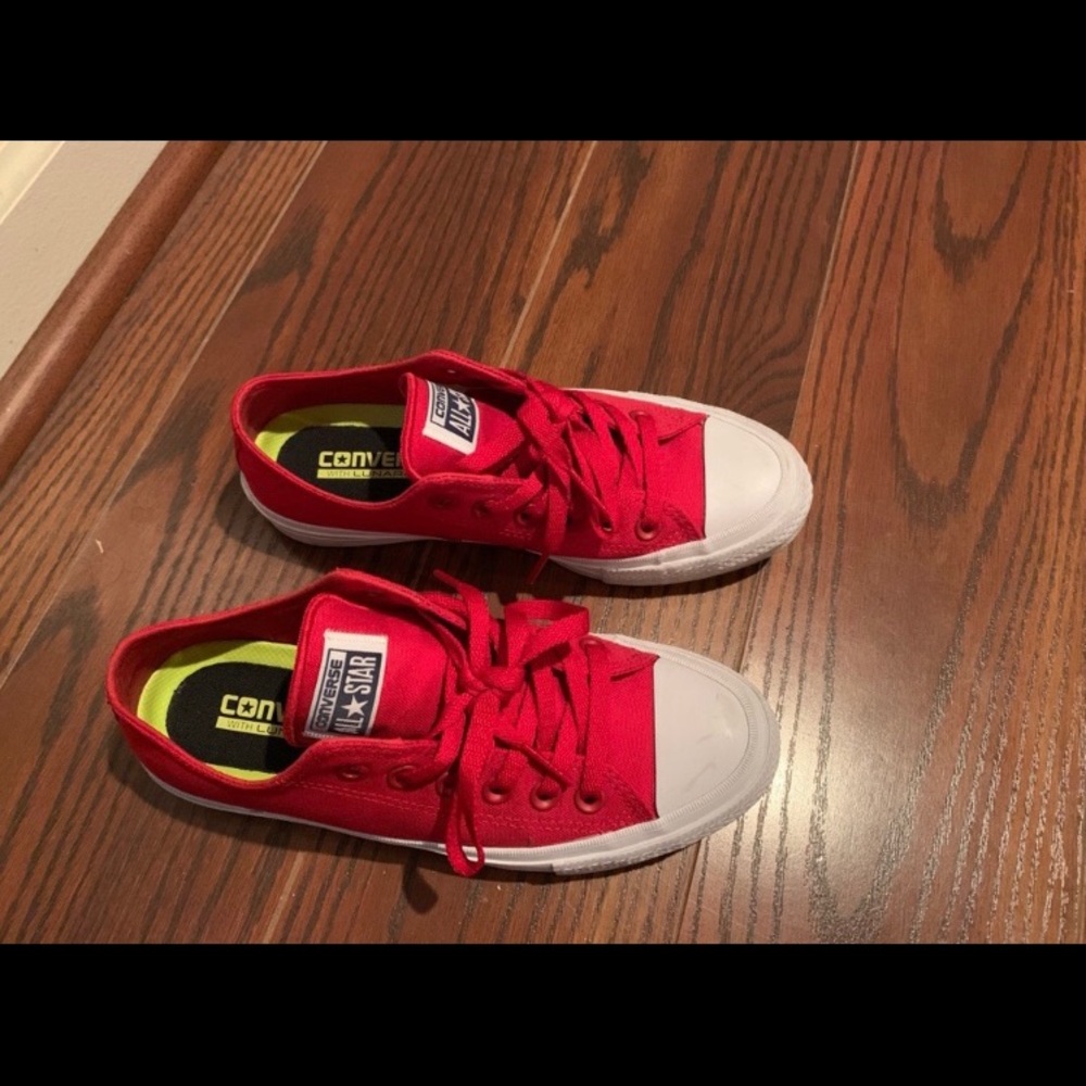 Red Converse